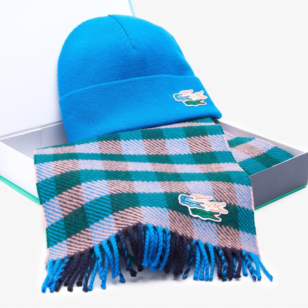 BNWT Crocodiles Badge Beanie and Scarf Set🩵💙